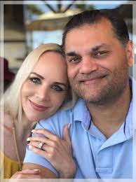 Zpěvačka jana fabiánová (*1979) je i herečka, textařka, tanečnice a módní návrhářka. Dcera Nadi Urbankove Jana Fabianova Svatbu Prekazila Vazna Nehoda Blesk Cz