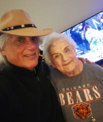 Can you imagine if they would've played the first 3 quarters? 😑 Mom says  'Happy New Year' to you and yours!! ❤ Playoffs next week #2 seed #BearDown  🐻 #LoveYouMudda ❤