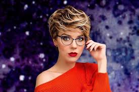 This short, pixie cut features beautifully tapered lengths throughout. 30 Styles For Short Hair With Bangs Lovehairstyles Com