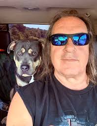 Receiving a heavy package in St Louis, MO, shipping experiences