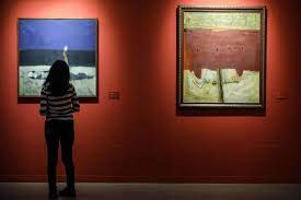 Pameran heterogen, yakni pameran seni rupa yang memamerkan berbagai jenis karya seni rupa. Perencanaan Pameran Seni Rupa Halaman All Kompas Com