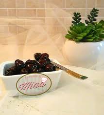 Far raffreddare l'acqua, estrarre i vasetti e i tappi e farli asciugar bene su un canovaccio. Amarene Sciroppate Ecco Le Mie Le Ricette Di Mina