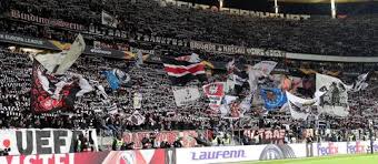 Emotionen gehören dazu das ist ganz klar, leider geht damit jeder verschieden um. Kommentar Emotionen Im Stadion Das Pfund Der Bundesliga Hr Info Das Thema