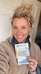 Hayley Gibbs's Instagram, Twitter & Facebook