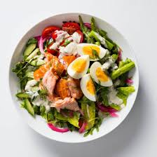Apr 10, 2019 · this is a new york classic, minus the bagel. Hearty Green Salad With Hot Smoked Salmon Cook S Illustrated