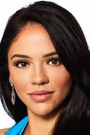 Here S Why Sydney Is Total Bachelorette Material In 2020 Bachelorette Weight Training Workouts Sydney