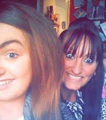 Dying mother spends final hours writing letters to children before losing  cancer battle