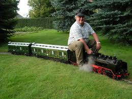 Personentragende Garteneisenbahn Mit Dampfbetrieb Spurweite 5 Zoll