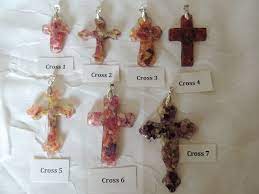 Jewelry made from dried funeral flowers. Pendants Gallery Floral Preservation Memorial Flowers Funeral Flowers