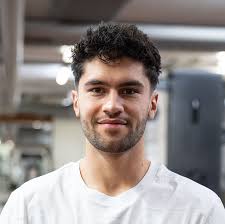 Lerne unser Team kennen · TST-Fitness