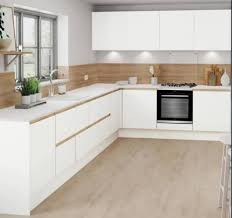 Had the trim been darker we probably would have went with more of a cream color for the cabinets. Howdens New And Available Howdens Oak Trim Kitchen