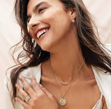 QC Exclusive-No. 90-2022-Issue 9-The Holiday Issue by QC Exclusive Magazine 