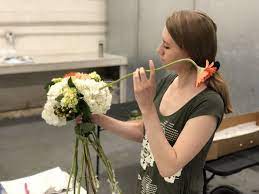 Estatesales.net provides detailed descriptions, pictures, and directions to local estate sales, tag sales, and auctions in the silver spring area as well as the entire state of md. Danisa S Wholesale Fresh Flowers Inc 69 Photos 29 Reviews Florists 8870 Monard Dr Silver Spring Md Phone Number Yelp