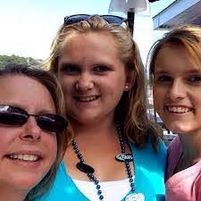 Sally Sumpter's Instagram, Twitter & Facebook