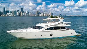 At 100 feet in length, history supreme took three years to build, using 10,000 kilograms of solid gold and platinum, both of which adorn the dining area, deck, rails, staircases, and anchor. I 74ekvytyrehm
