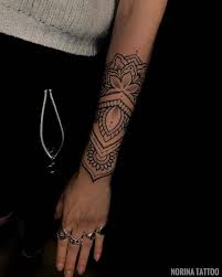 Watercolor colorful rose with music notes and bright colors on lower leg (15 likes) Mandala Tattoos Betekenis En 100 Tattoo Inspiratie