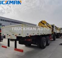 10 Wheels SINOTRUK HOWO 6x6 Truck With Crane For Djibouti