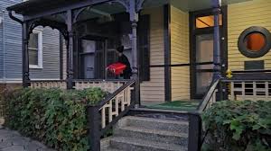 Retired NYPD officers, brothers recognized for helping save MLK Jr.'s birth  home