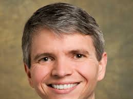 On the Move: Valerie Howe