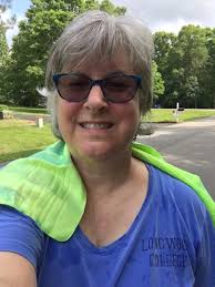 Longwood alumni connect across decades in Loudon County