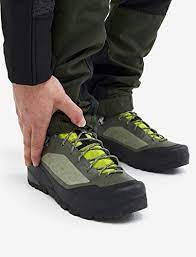 This is a review of a pair of pants i bought in april. Revolutionrace Nordwand Pro Herren Westwood Bushcraft Outdoor