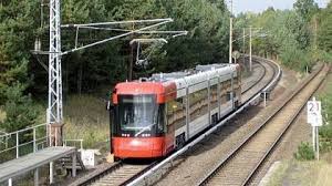 Nur drei tage später meldeten staatsanwaltschaft und polizei gemeinsam, dass eine obduktion keinen zusammenhang mit der impfung ergeben hätte. Neue Strassenbahn Auf Testfahrt Nurnberg Nordbayern
