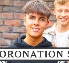 Corrie Mason's Instagram, Twitter & Facebook