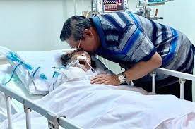Penyakit batu karang hempedu adalah masalah yang sering dihadapi penduduk malaysia. Sempat Gerogoti Tubuh Ani Yudhoyono Penyakit Ini Juga Dialami Ibunda Sby Semua Halaman Grid Health