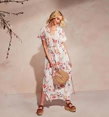 Actu de la robe parmi ces enseignes on peut compter : Robe Longue Eleonor From Promod On 21 Buttons