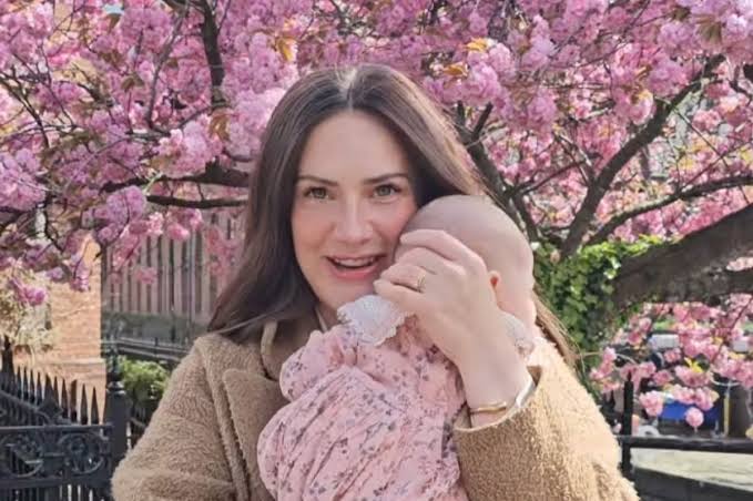 Emmerdale's Isabel Hodgins returns to Manchester wedding location with baby and shares adorable snaps - Manchester Evening News