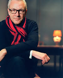 Valerio Olgiati The Yellow House Flims 2000 Yellow Houses Historic Homes Interior Architecture