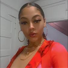 Deserae Brown's Instagram, Twitter & Facebook