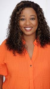 Venus Thomas's Instagram, Twitter & Facebook