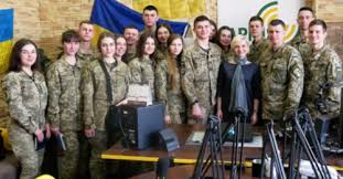 Військові журналісти збройних сил україни сьогодні, 16 лютого, вперше відзначають своє професійне свято. Vijskova Zhurnalistika B Ye Rekordi