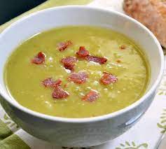 Écumer de temps à autre. Soupe Pois Casses Aux Lardons Avec Thermomix