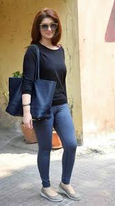 8 Twinkle Khanna Ideas Twinkle Khanna Bollywood Bollywood Fashion Self posters must be verified. 8 twinkle khanna ideas twinkle khanna