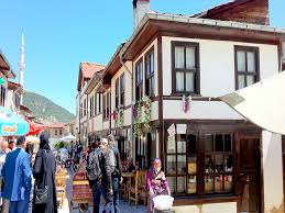Taraklı marmara bölgesinde yer almakta olup, taraklı ilçesi sakarya iline bağlıdır. Gunubirlik Goynuk Tarakli Cubukgol Turu Inceleyin Ve Online Satin Alin Folklorik Turizm