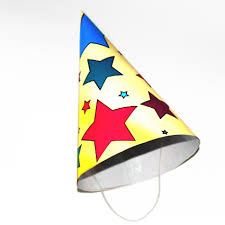 Hanna a passé son temps en chimie à me dessiner avec un chapeau pointu et une verrue sur mon nez. Petits Chapeaux Pointus A Faire Soi Meme Tete A Modeler