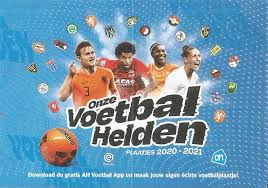 Dus voor spelers, scheidsrechters, trainers en coaches, maar natuurlijk ook voor ouders en andere supporters van het amateurvoetbal. Football Cartophilic Info Exchange Albert Heijn Ah Supermarket Onze Voetbal Helden 2020 2021 02 Checklist