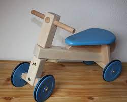 Holzspielzeug peitz bietet ihnen eine große auswahl an verschiedenem holzspielzeug zu günstigen preisen, die sie online bestellen und direkt nach hause liefern lassen können. Holzspielzeug Selber Bauen Und Verkaufen Hochwertiges Holzspielzeug Fur Kinder Selber Bauen Finde Gunstige Schnappchen In Unseren Kleinanzeigen Oder Schalte Selbst Ein Gesuch