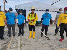 Manfaat gotong royong dalam kehidupan sosial. Gotong Royong Pupuk Perpaduan Masyarakat