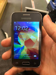Samsung galaxy young 2 in HP6 Chiltern ...