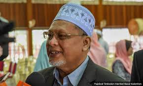 Pejabat setiausaha kerajaan negeri kelantan, aras 4, mabna mbi (blok 8), kompleks kota darulnaim,15503 kota bharu kelantan. Malaysiakini Deputy Kelantan Mb Umno Could Be Gov T Friendly Opposition