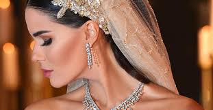 Vous allez bientôt vous marier et n'avez pas envie de dépenser plusieurs milliers d'euros dans une robe de mariée ? Dana Wolley Zayat La Fashionista Libanaise Se Marie Dans Une Robe Fabuleuse