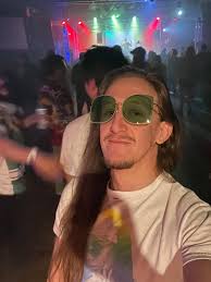 Hey everyone! hope you're having a plurtastic tuesday!!! I'm wondering if  theres anyone going to night 1 of zeds dead leaving from Grand Rapids and  would be willing to carpool?! I can