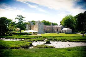 Discover The Least Discovered Surrounded By Magnificent Views Over The Beautiful Dau Cleddau Estuary And Pembrokesh Estate Wedding Venue Estate Wedding Venues