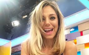 Mariana Derderián recibe felicitaciones por espontáneo gesto que tuvo en  "Bienvenidos"