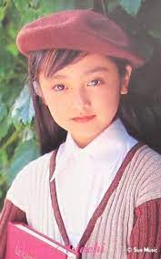 安達祐実の母は安達祐実の初恋相手と結婚していた いったい何者 エントピ entertainment topics 安達祐実 安達 渡辺満里奈