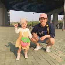 Koreaboo On Twitter Ulzzang Kids Young Fathers Couple With Baby