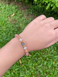 Check out our sunstone moonstone bracelet selection for the very best in unique or custom, handmade pieces from our bracelets shops. Sunstone Moonstone Bracelet Women S Fashion Jewellery Bracelets On Carousell